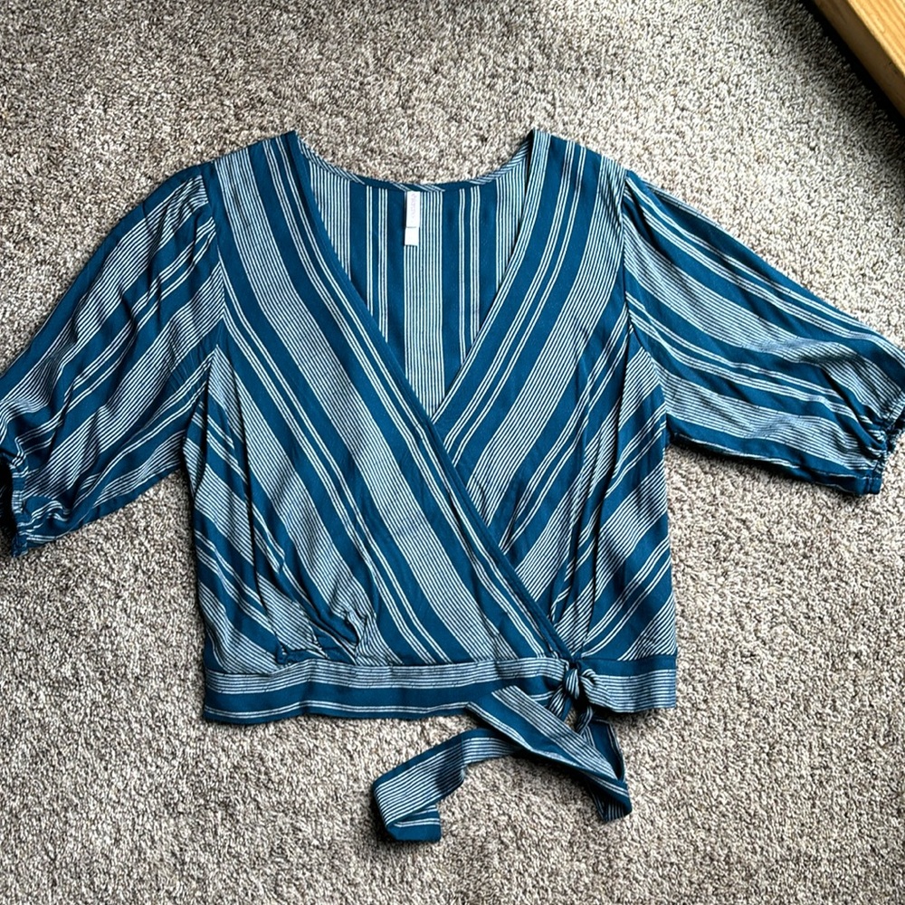 Striped Top 🦋